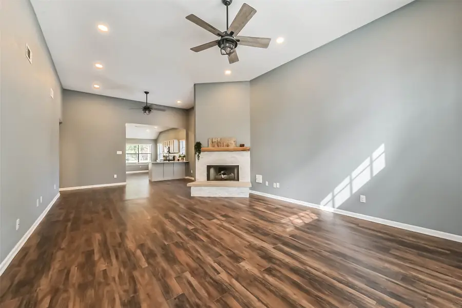 3130 Lake Breeze Lane, Crosby, TX 77532 - #2