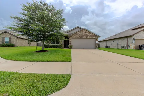 1811 Brady Shores Drive, Richmond, TX 77469
