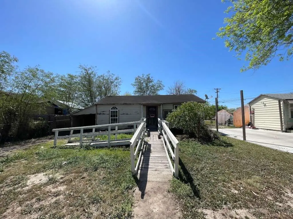 1017 W Buchanan Street, Harlingen, TX 78550 - Image #1