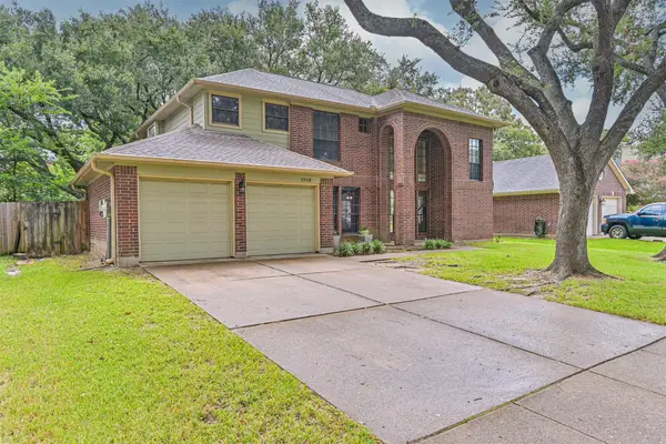 1918 Fir Tree Drive, League City, TX 77573