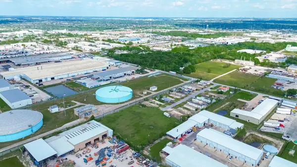 7115 Fairview St Street, Houston, TX 77041