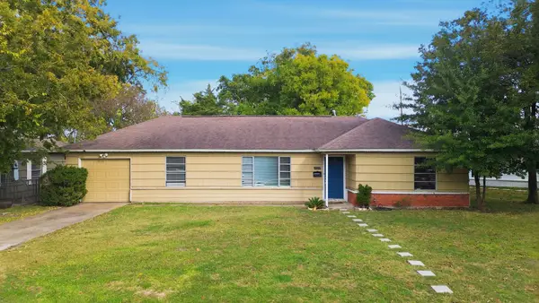 7702 Cedel Drive, Houston, TX 77055