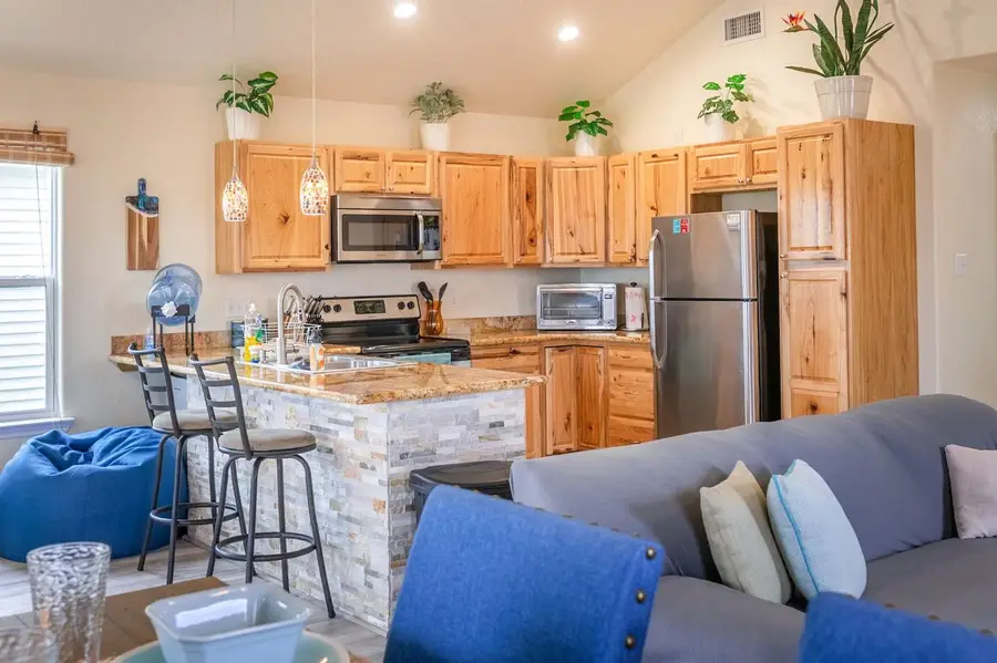 918 Fort Velasco Drive, Surfside Beach, TX 77541 - Image #3