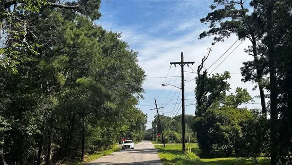 20-B Barrett Rd, Beaumont, TX 77708
