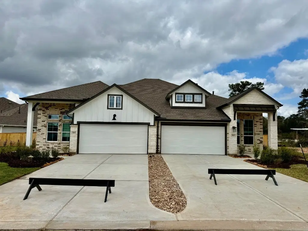 420 East Coralburst Loop, Montgomery, TX 77316 - #1