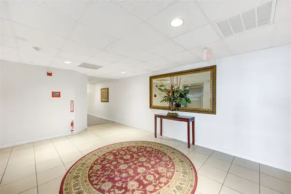 6655 W Sam Houston Parkway S #1K, Houston, TX 77072