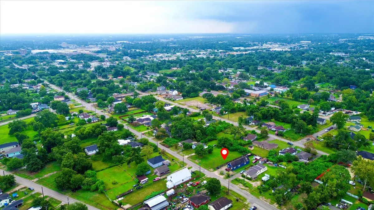 859 W Rittenhouse Road, Houston, TX 77091 - Image #1