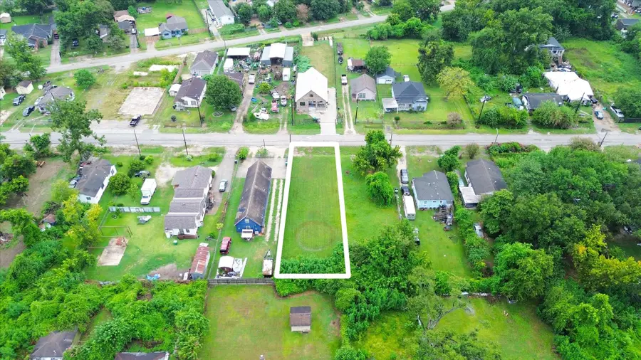 859 W Rittenhouse Road, Houston, TX 77091 - Image #3