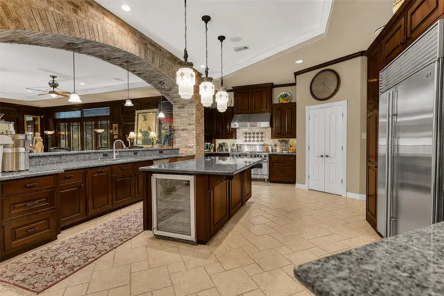 3519 Singleton Road, Baytown, TX 77521 - #2