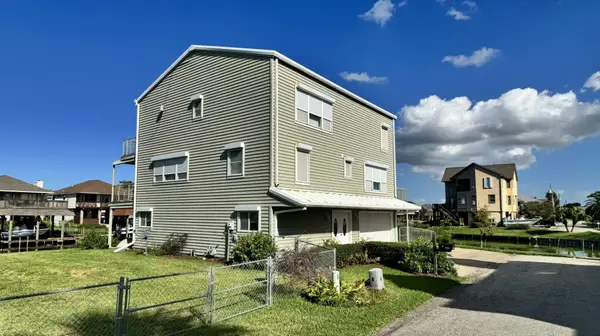 7 S Skimmer Street, La Marque, TX 77568
