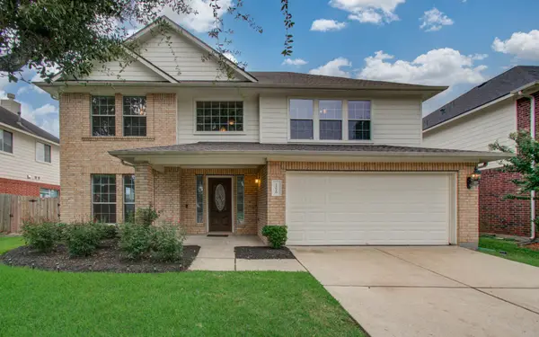 11610 Cross Spring Drive, Pearland, TX 77584