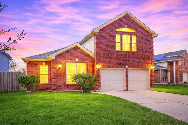 14914 W Bend Dr, Houston, TX 77082