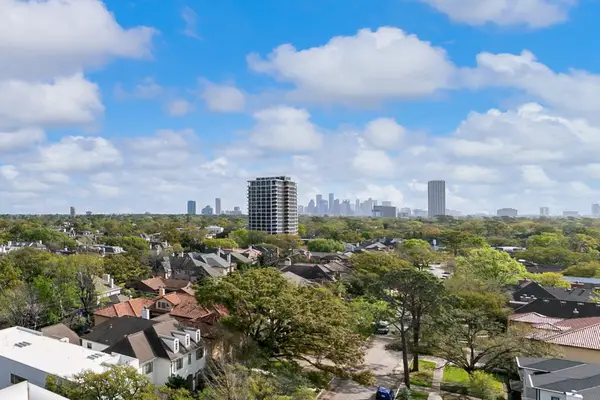 2200 Willowick Road #9H, Houston, TX 77027