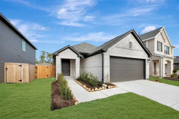 1738 West Stroker Road, Crosby, TX 77532