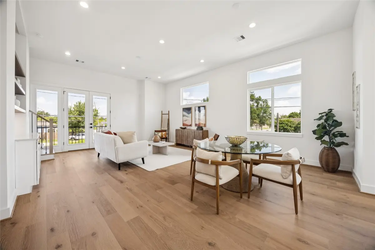 2814 Mills Street, Houston, TX 77026 - Image #1