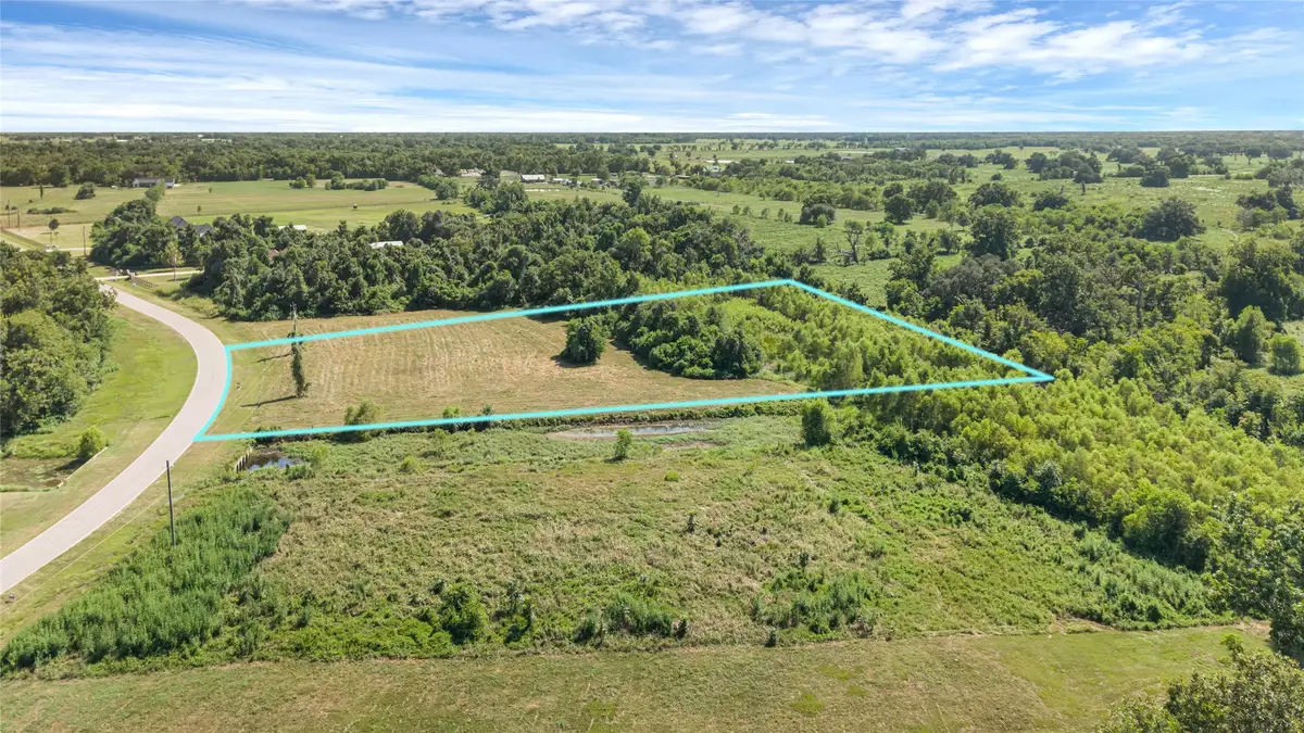 22810 Pittman Drive, Angleton, TX 77515 - #1
