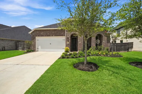 29538 Highland Meadow Drive, Fulshear, TX 77441