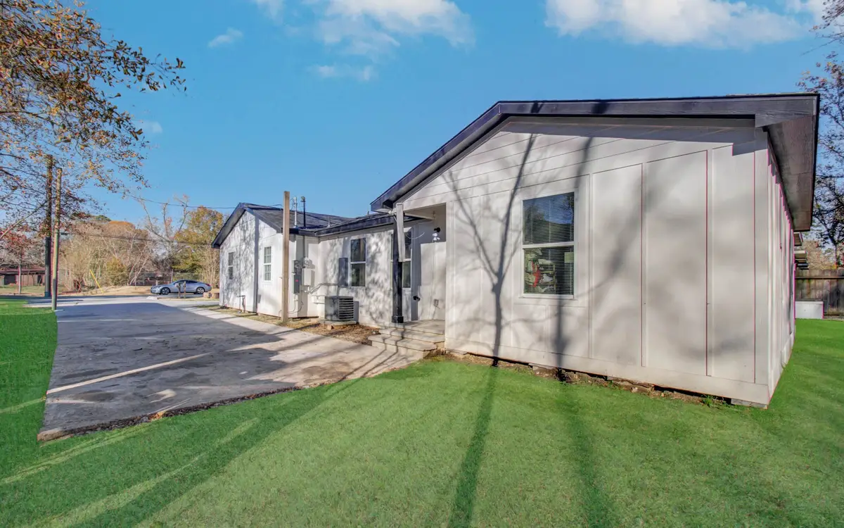 8134 Richland Drive #A B, Houston, TX 77028 - Image #1