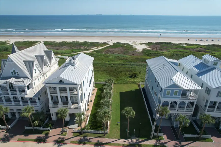 1553 Seaside Drive, Galveston, TX 77550 - #3