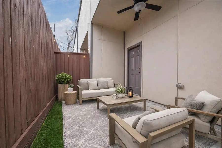 11002 Upland Forest Drive, Houston, TX 77043 - Image #3