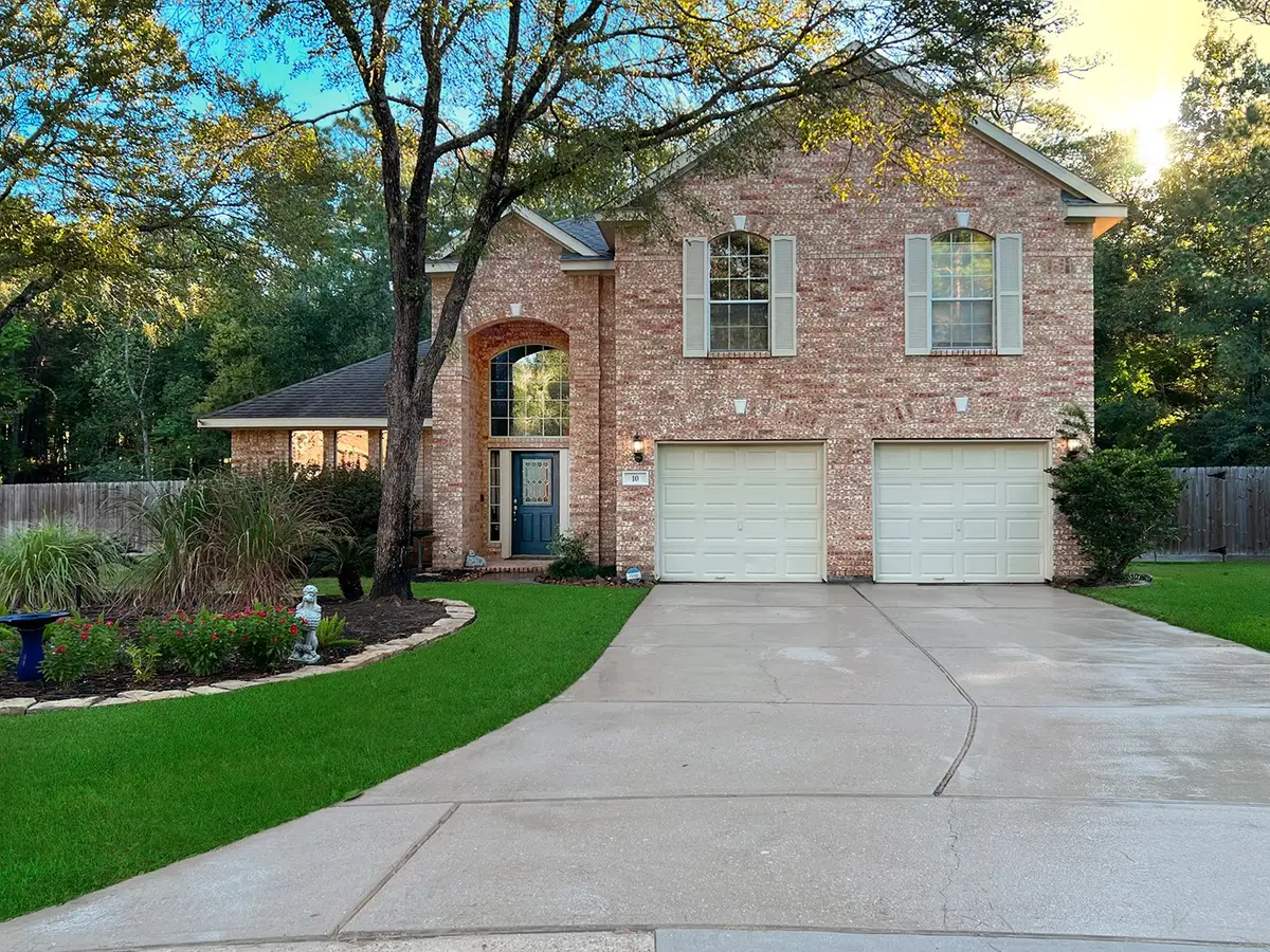 10 Acacia Park Place, The Woodlands, TX 77382 - Image #1