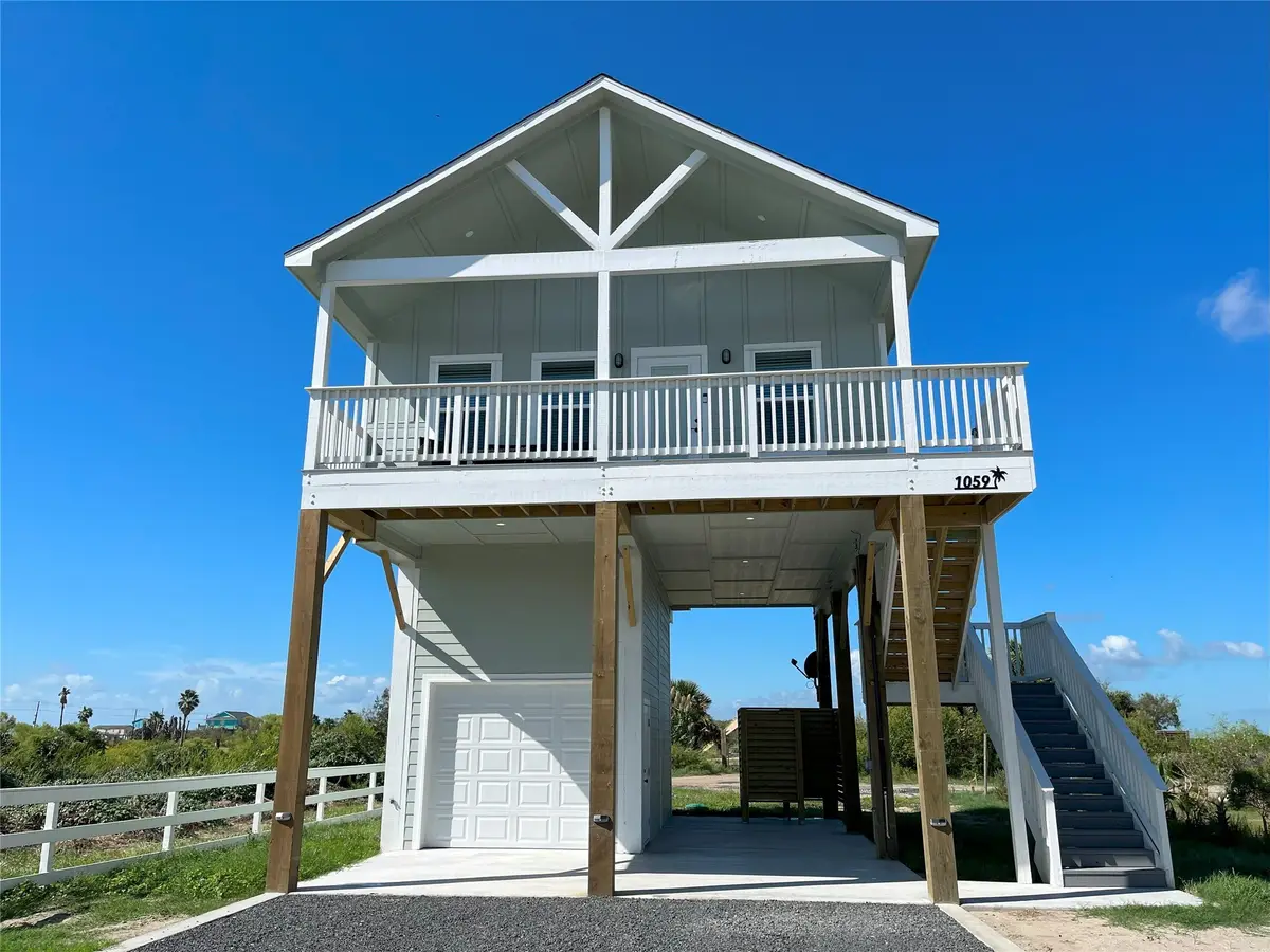 1059 Shady Lane, Gilchrist, TX 77617 - Image #1