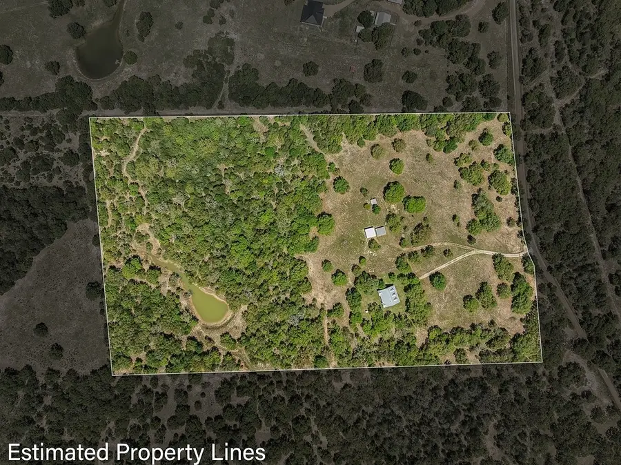 1800 County Road 122, Hallettsville, TX 77964 - Image #3