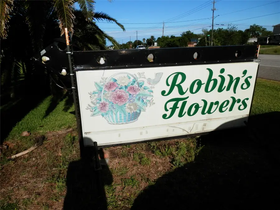 140 17th Street, Dickinson, TX 77539 - Image #2