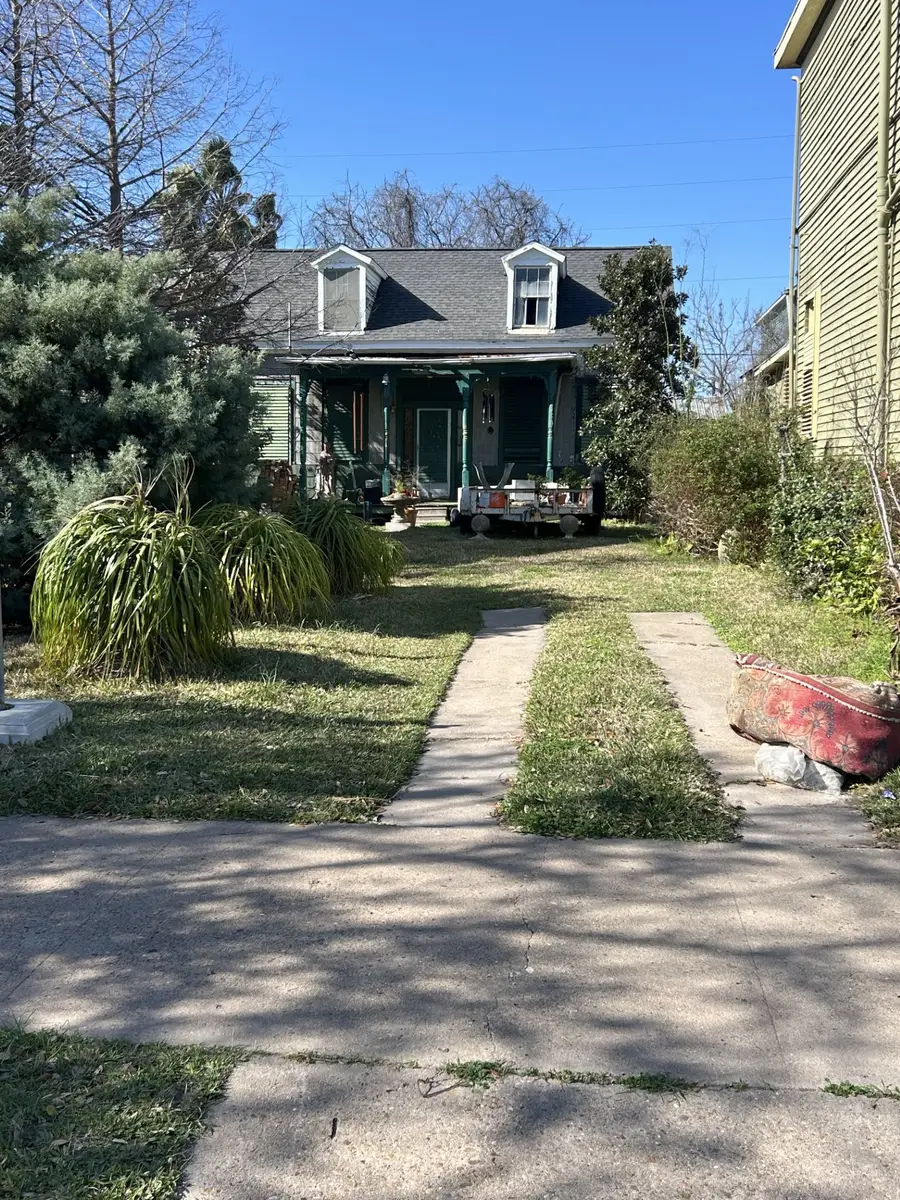 3822 Sealy Street, Galveston, TX 77550 - #2