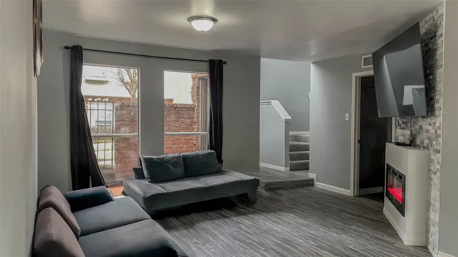 9264 Westwood Village Drive #32, Houston, TX 77036 - #3