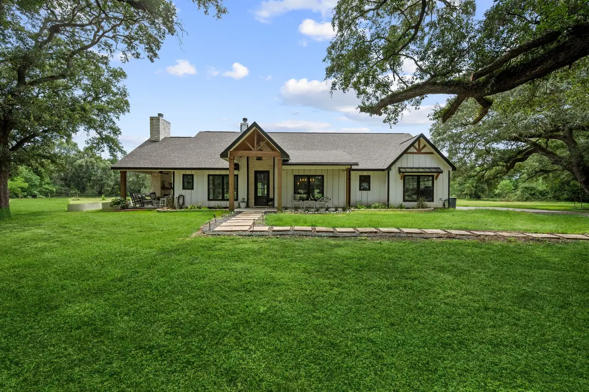 356 Barrow White Road, Anahuac, TX 77514 - Image #1