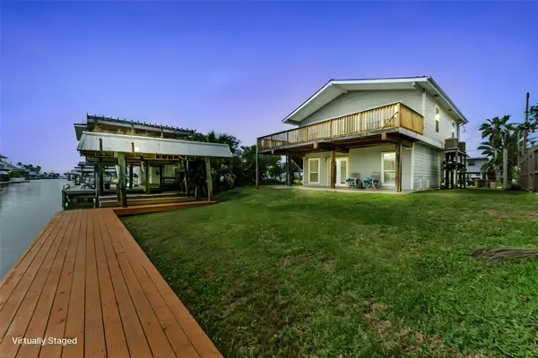 16623 Nassau Way, Jamaica Beach, TX 77554