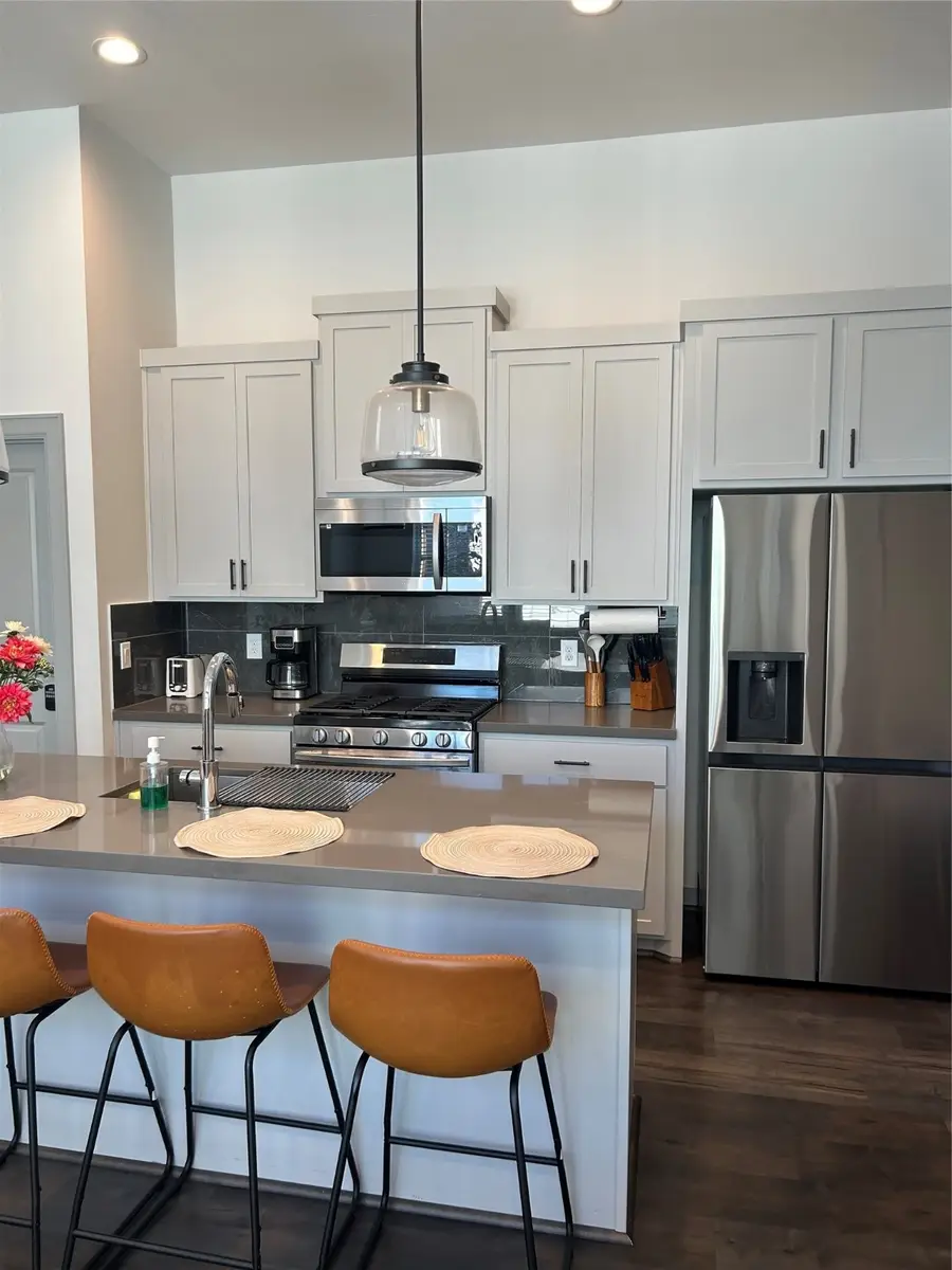 805 N Emile Sreet, Houston, TX 77020 - Image #2