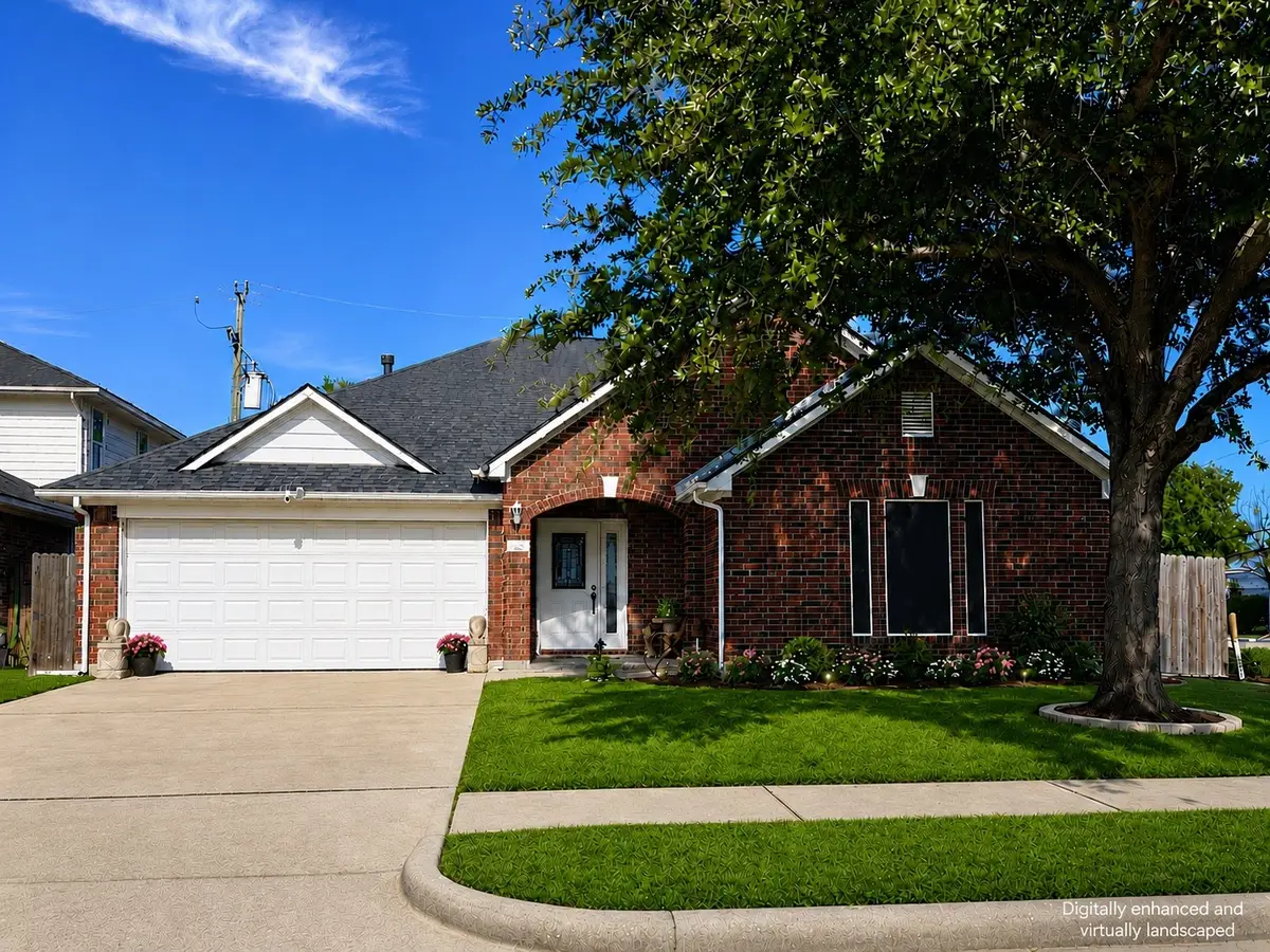 301 Amber Circle, Deer Park, TX 77536 - #1
