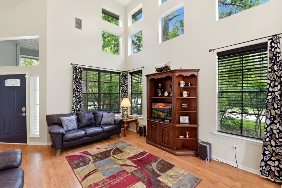 38 Dovewing Place, The Woodlands, TX 77382 - #3