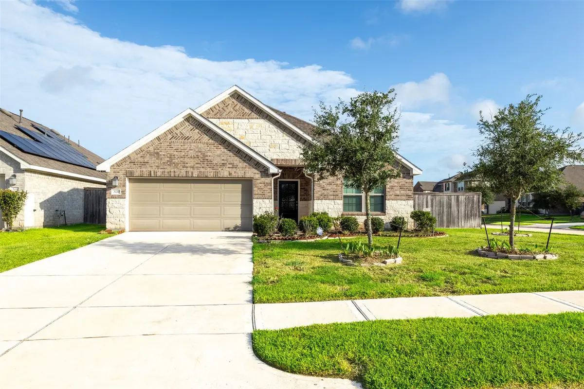 2610 Blue Abbot Drive, Fresno, TX 77545 - #1
