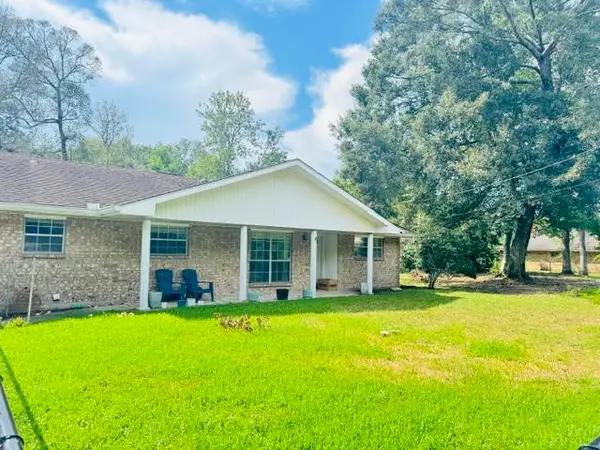 4802 Holly Street, Orange, TX 77630