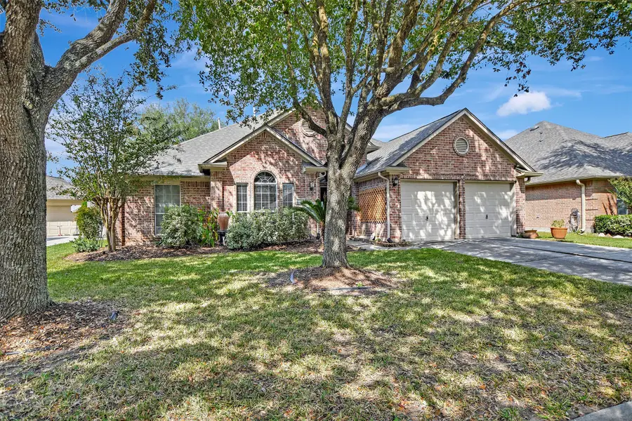 2352 Windy Cove Court, League City, TX 77573 - Image #2