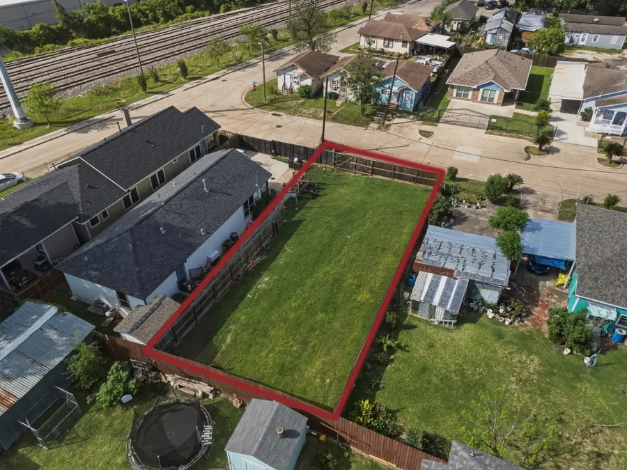 6610 Avenue S, Houston, TX 77011 - #2