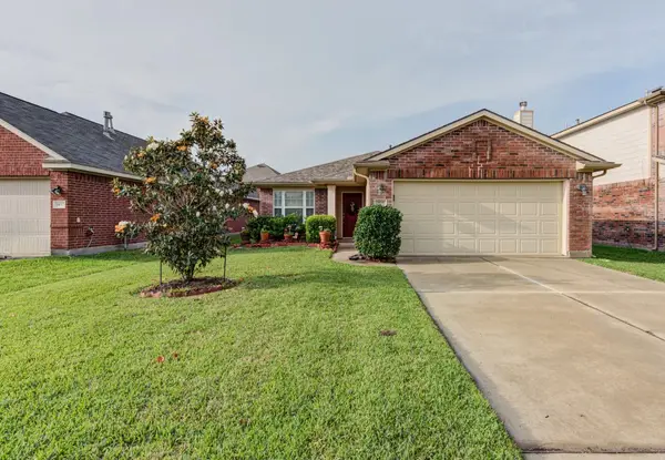 18019 Surrey Lake Lane, Richmond, TX 77407