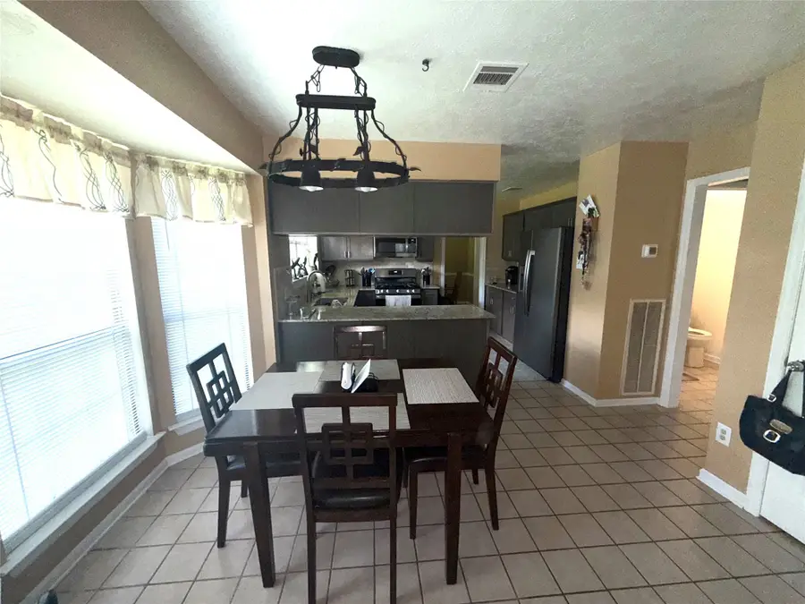 7019 Little Redwood Drive, Pasadena, TX 77505 - Image #2