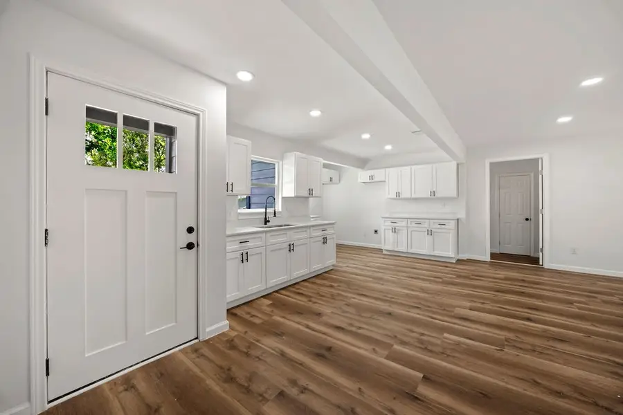 319 Tilden Drive, Pasadena, TX 77506 - Image #3