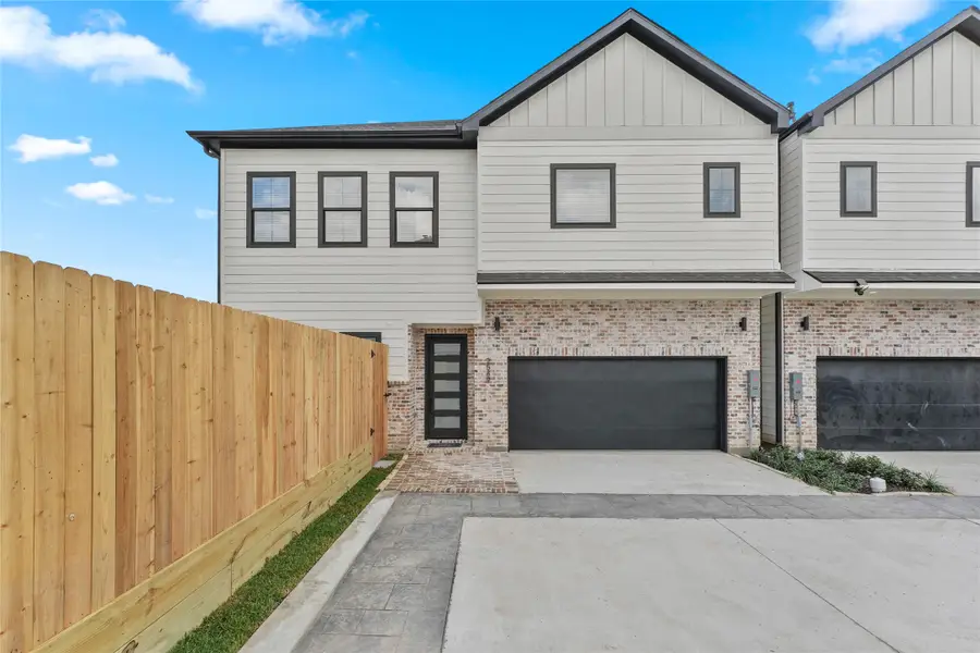 2589 W Paul Quinn Street, Houston, TX 77091 - Image #2