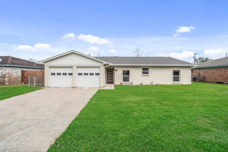 355 Windsor Square, Alvin, TX 77511 - #3