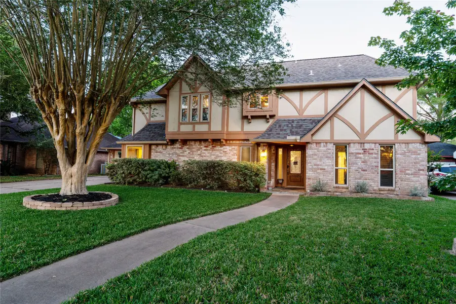 3911 Crow Valley Drive, Missouri City, TX 77459 - #3