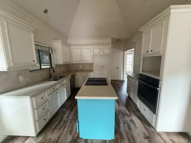 12411 Exbury Court, Tomball, TX 77377 - Image #2