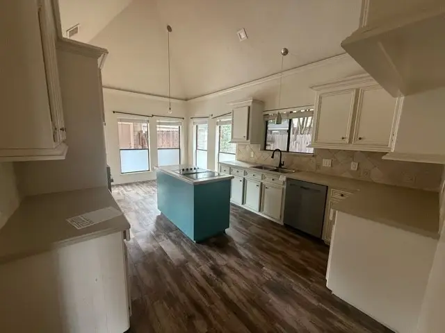 12411 Exbury Court, Tomball, TX 77377 - Image #3