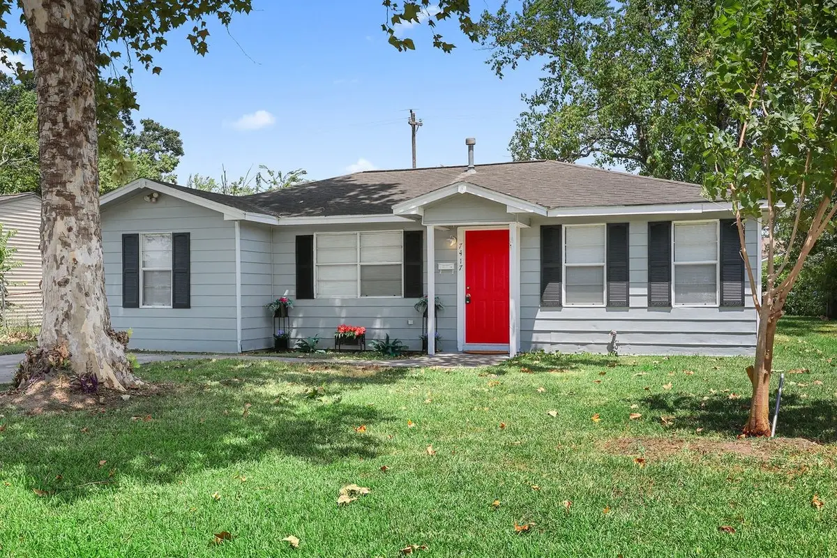 7417 Stephanie Drive, Deer Park, TX 77536 - #1