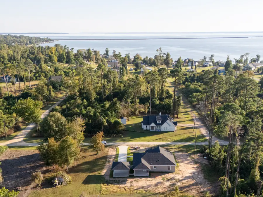 275 Hereford Drive, Onalaska, TX 77360 - Image #3