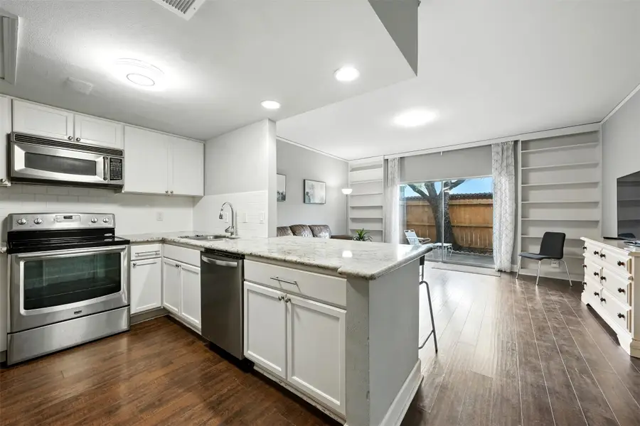 14711 Barryknoll Lane #35, Houston, TX 77079 - Image #3